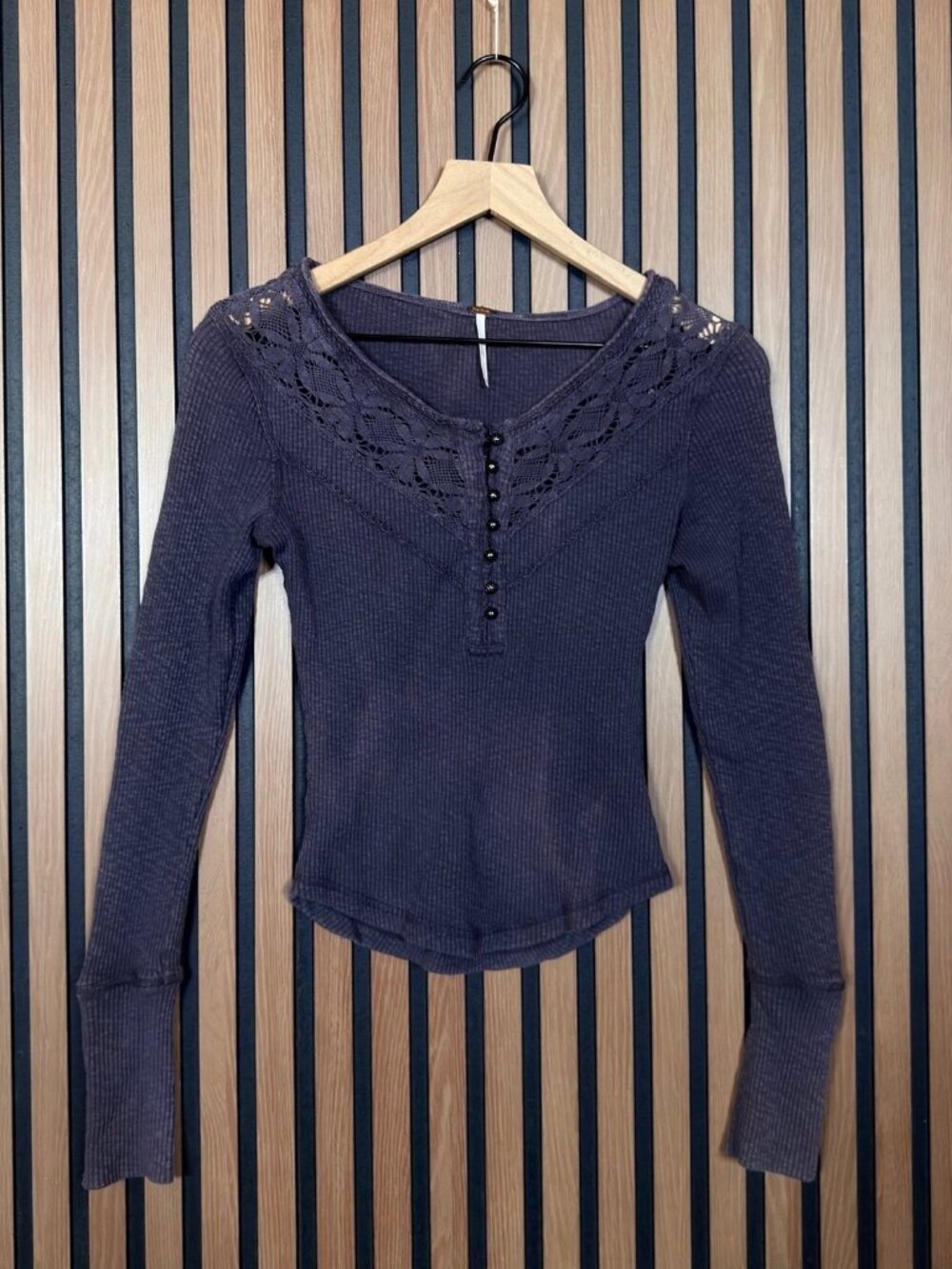 Free Pople Shirt Small Womens Purple Gray Ribbed Come on Over Henley Lace Trim